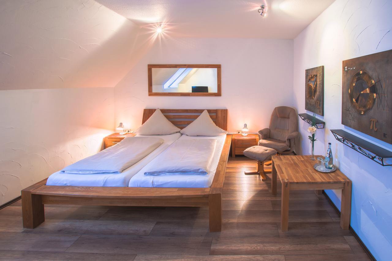 Hotel Ovelgoenner Hof ブクステフーデ エクステリア 写真